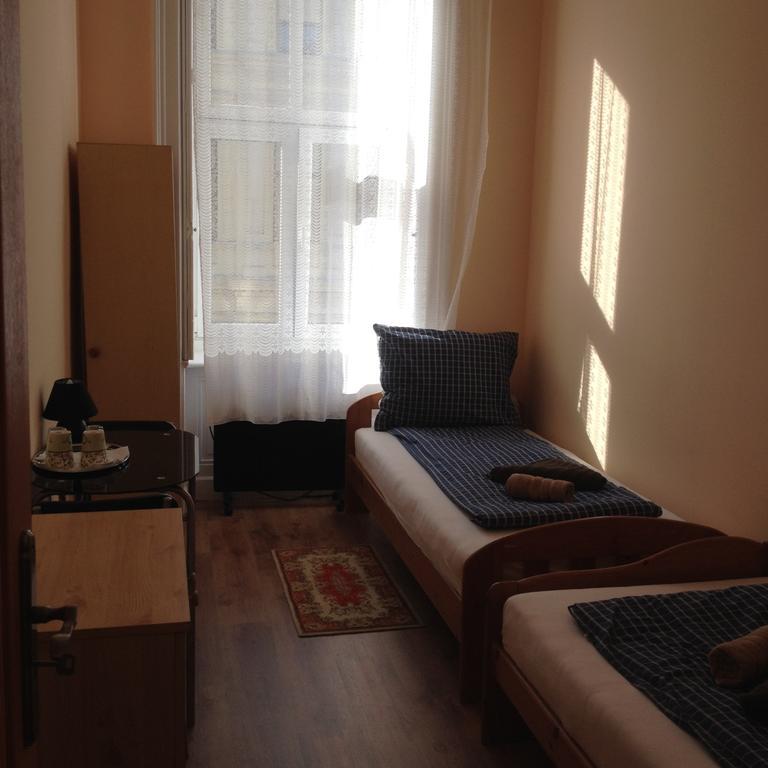 Guesthouse Miszi40 Budapeşte Dış mekan fotoğraf